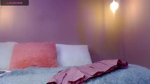 Snapshot of cami_fire chatting on 02/03/25, 07:31 cami fire online show from 02/03/25, 07:31