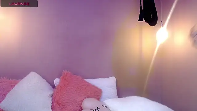 Snapshot of cami_fire chatting on 02/07/25, 06:24 cami fire online show from 02/07/25, 06:24