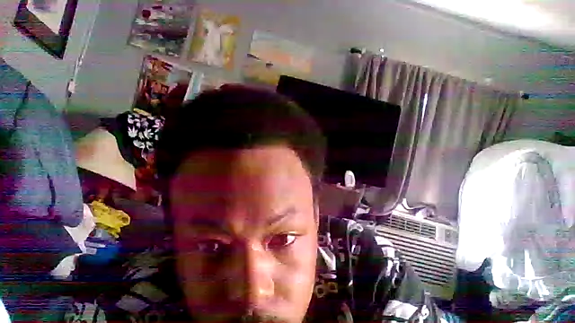 Snapshot of Creationmonster0 chatting on 05/22/26, 06:02 Creationmonster0 online show from 05/22/26, 06:02