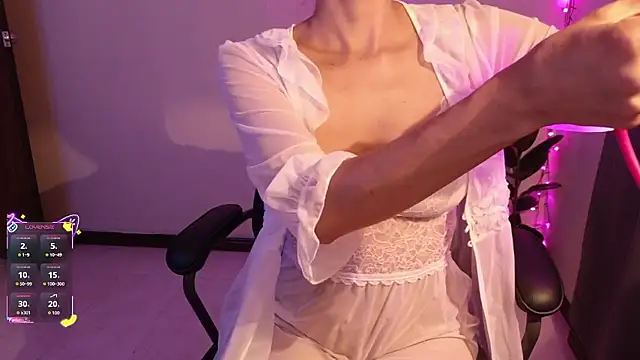 Lia madame online show from 01/12/26, 08:52