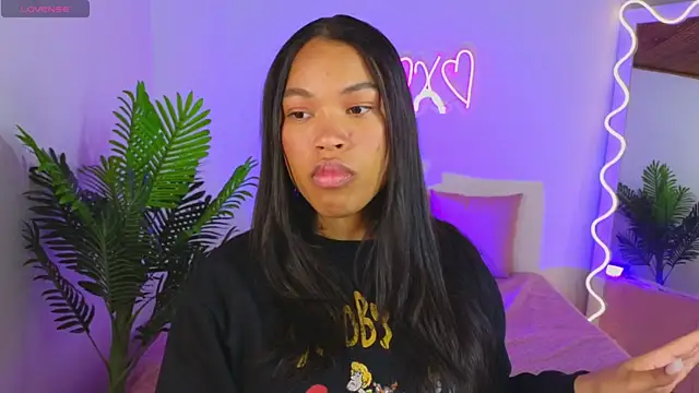 Snapshot of penelope_tay1 chatting on 01/23/25, 03:37 penelope tay1 online show from 01/23/25, 03:37