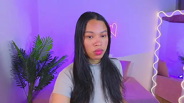 Snapshot of penelope_tay1 chatting on 01/25/25, 04:02 penelope tay1 online show from 01/25/25, 04:02