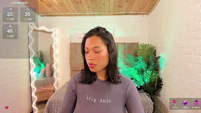 Snapshot of penelope_tay1 chatting on 03/09/25, 03:32 penelope tay1 online show from 03/09/25, 03:32