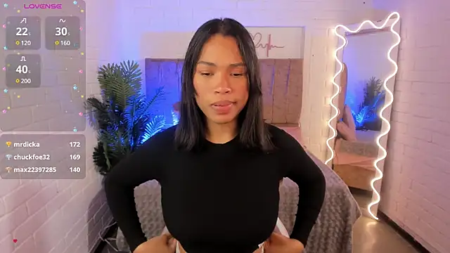 Snapshot of penelope_tay1 chatting on 03/10/25, 06:49 penelope tay1 online show from 03/10/25, 06:49