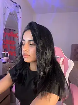 Emily-14 online show from 11/02/25, 03:20