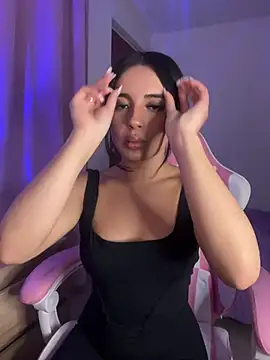 Emily-14 online show from 01/12/26, 05:56