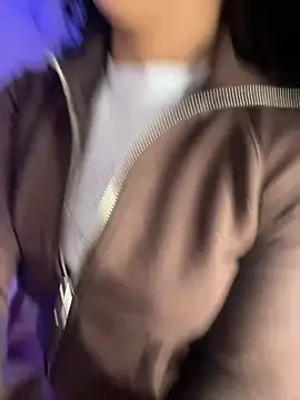 Emily-14 online show from 03/28/26, 02:11