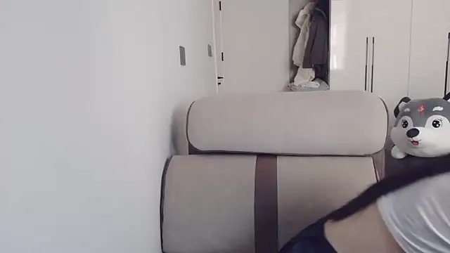 Snapshot of sasa-loves chatting on 02/15/25, 02:58 sasa-loves online show from 02/15/25, 02:58