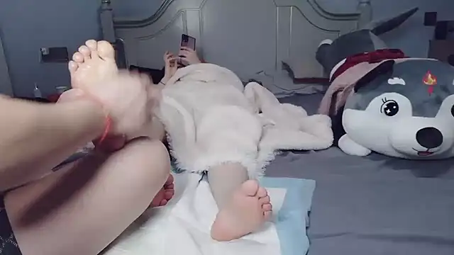 Snapshot of sasa-loves chatting on 02/20/25, 06:28 sasa-loves online show from 02/20/25, 06:28