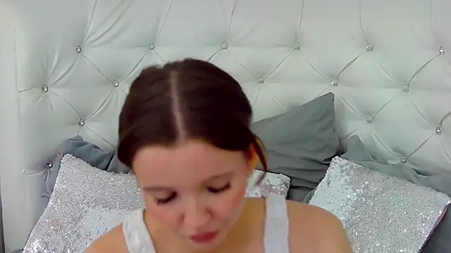 EvansMilana online show from 09/22/25, 04:53