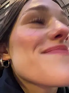 Mia Mia M online show from 02/06/26, 02:42