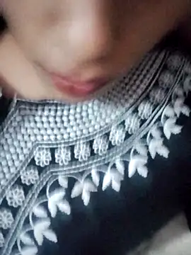 Snapshot of Babby_girl08 chatting on 10/31/25, 07:15 Babby girl08 online show from 10/31/25, 07:15