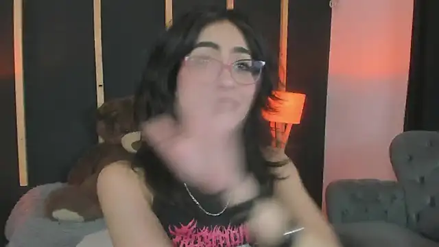 vampy dolll online show from 12/27/24, 10:48