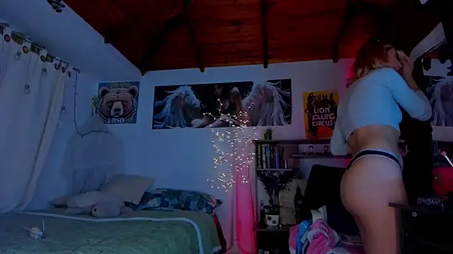 cuteweed420 online show from 03/18/25, 07:53