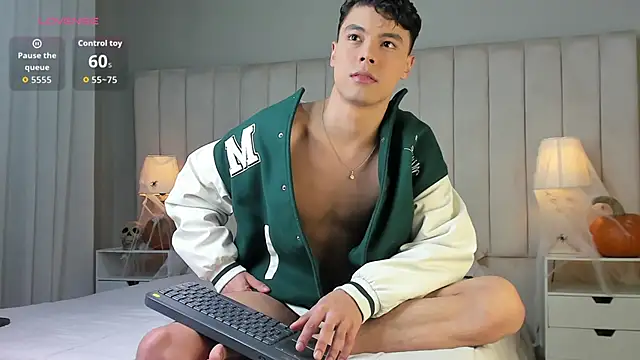 Dammon Stallion online show from 10/25/25, 03:18