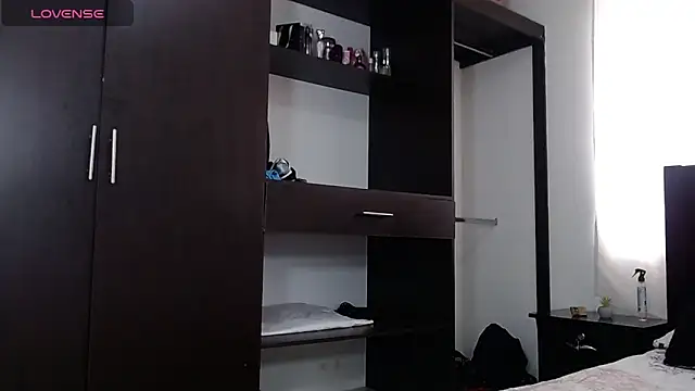 Beautifulkattia online show from 02/09/25, 05:43