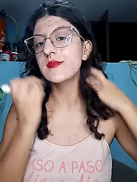 Snapshot of LoveElectra chatting on 12/26/24, 09:37 LoveElectra online show from 12/26/24, 09:37