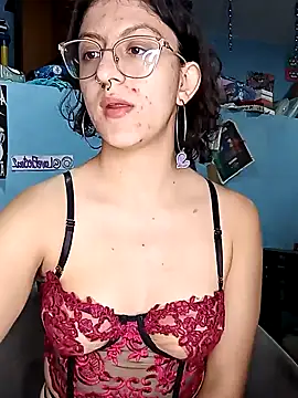 Snapshot of LoveElectra chatting on 01/21/25, 01:39 LoveElectra online show from 01/21/25, 01:39