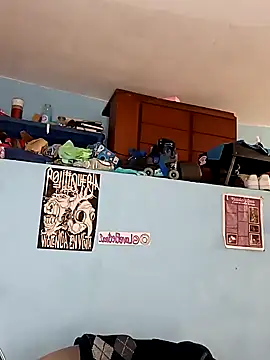 Snapshot of LoveElectra chatting on 01/23/25, 01:35 LoveElectra online show from 01/23/25, 01:35