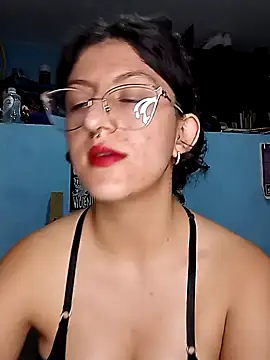 Snapshot of LoveElectra chatting on 02/01/25, 02:16 LoveElectra online show from 02/01/25, 02:16