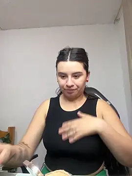 SaraBraun  online show from 09/29/25, 04:45