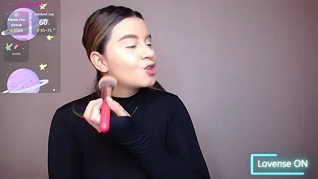 Snapshot of SaraBraun_ chatting on 02/02/26, 05:11 SaraBraun online show from 02/02/26, 05:11