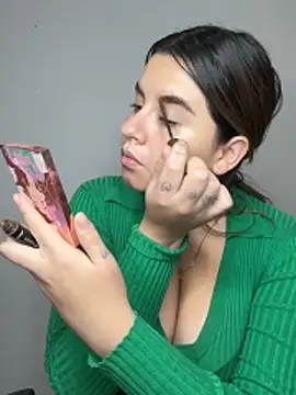 SaraBraun  online show from 04/22/26, 05:14