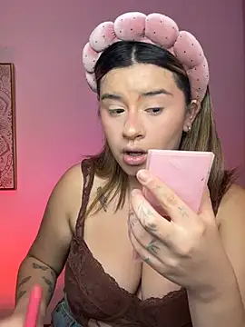 SaraBraun  online show from 07/13/26, 03:59