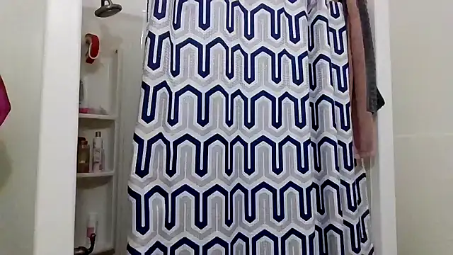 LuckiXCX online show from 12/19/25, 11:45