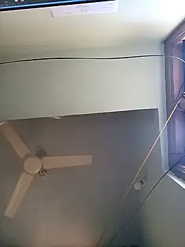 Snapshot of softheart chatting on 12/12/24, 05:31 softheart online show from 12/12/24, 05:31