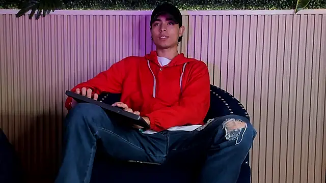 Snapshot of JoshRashfordd chatting on 09/23/25, 12:30 JoshRashfordd online show from 09/23/25, 12:30