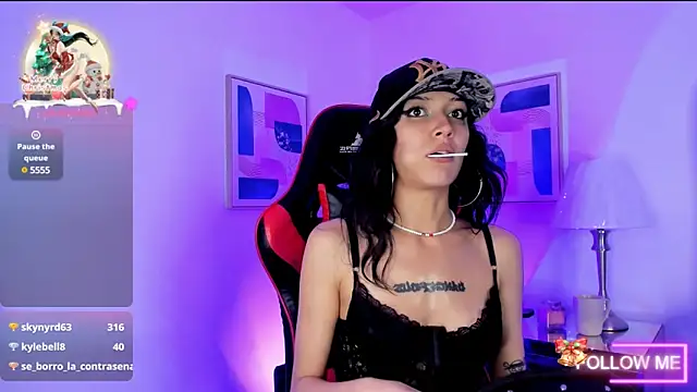 sett and gwen online show from 12/21/24, 09:33