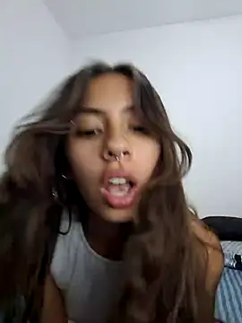 Jazmin-Cerezita online show from 02/06/25, 03:16