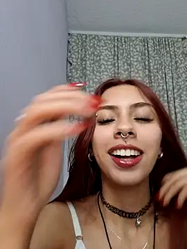 Jazmin-Cerezita online show from 11/06/25, 04:57