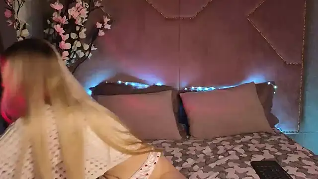 STELLA RICH online show from 03/13/25, 09:05