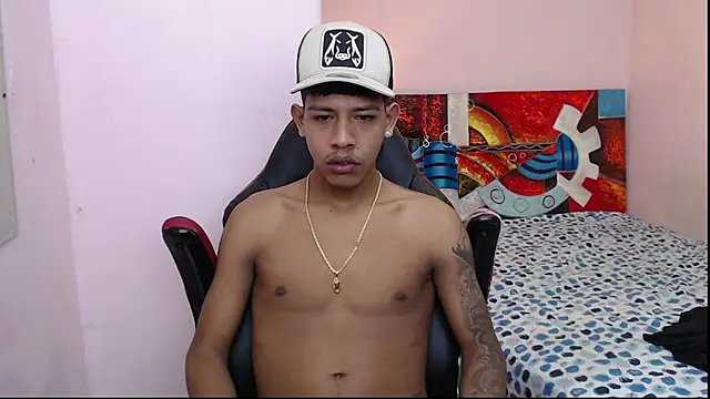 Snapshot of mr_stiven_ chatting on 01/18/25, 02:58 mr stiven  online show from 01/18/25, 02:58