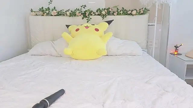 Akina starr online show from 10/10/25, 08:57