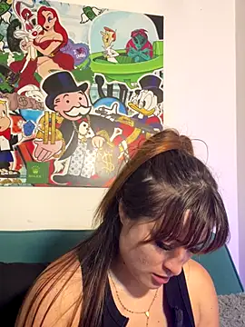 Liah ferrer online show from 11/11/25, 12:54