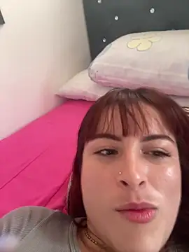 Liah ferrer online show from 04/28/26, 07:52