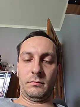 Snapshot of Kondzio chatting on 06/05/26, 08:20 Kondzio online show from 06/05/26, 08:20