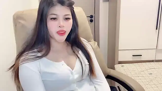 Ytao-528 online show from 11/25/25, 06:46