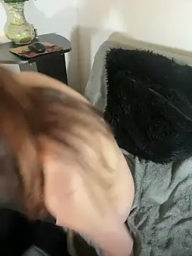 Snapshot of LuneObscure chatting on 03/03/25, 08:16 LuneObscure online show from 03/03/25, 08:16