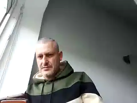 Snapshot of Husoban chatting on 11/03/25, 12:06 Husoban online show from 11/03/25, 12:06