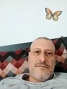 Snapshot of Husoban chatting on 12/14/25, 11:04 Husoban online show from 12/14/25, 11:04