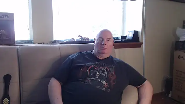 harley99574 online show from 12/17/25, 05:52