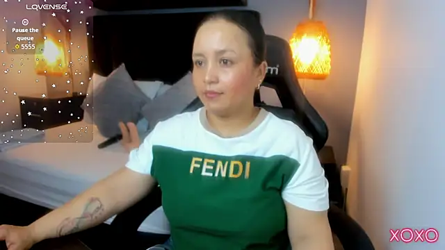 Snapshot of linda_rios_ chatting on 05/20/26, 08:59 linda rios online show from 05/20/26, 08:59