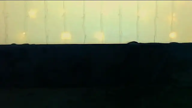 Snapshot of __sugarrebit chatting on 12/18/24, 04:31   sugarrebit online show from 12/18/24, 04:31