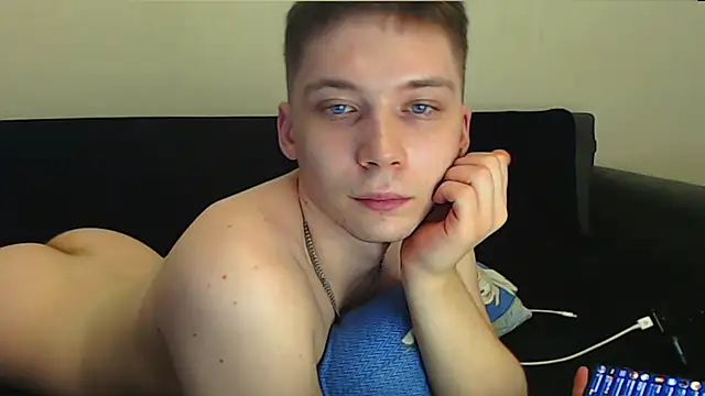 Snapshot of __sugarrebit chatting on 01/15/25, 12:36   sugarrebit online show from 01/15/25, 12:36