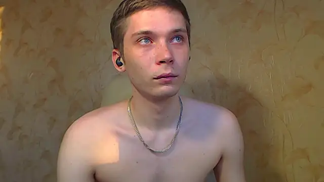 Snapshot of __sugarrebit chatting on 09/10/25, 02:50   sugarrebit online show from 09/10/25, 02:50