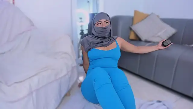 jazmin anbar online show from 10/07/25, 06:05